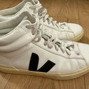 White High-Top Sneakers with Black Logo